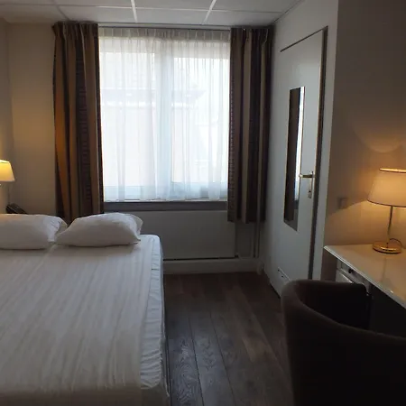 Hotel Jo Van Den Bosch 3*
